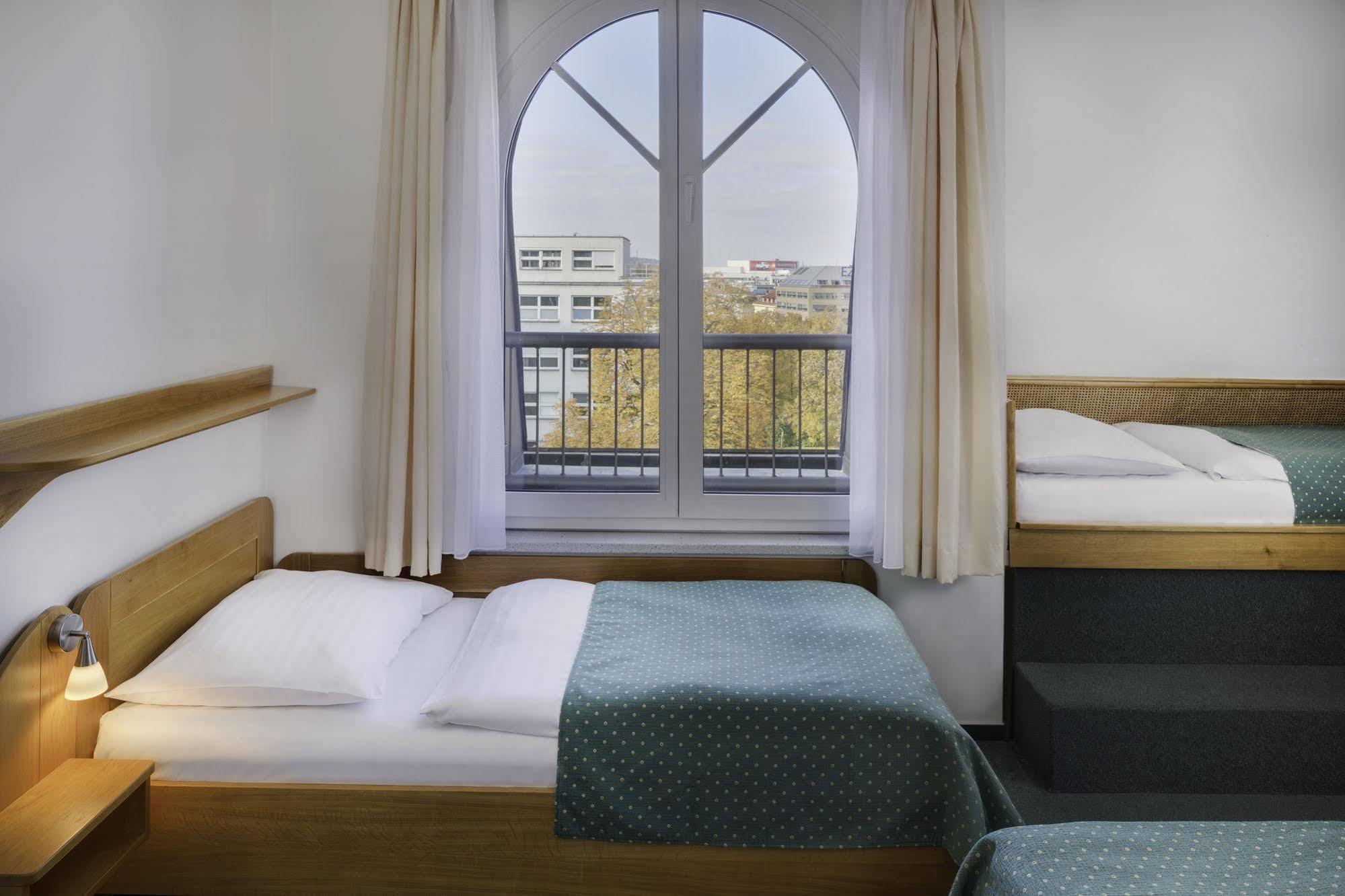 Hotel Otar Prague Exterior photo