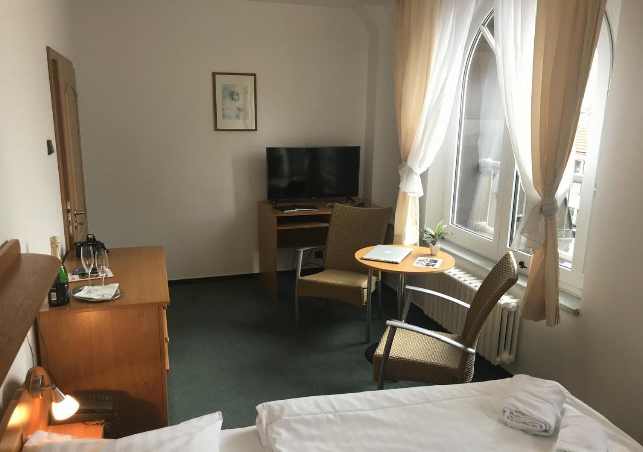 Hotel Otar Prague Exterior photo